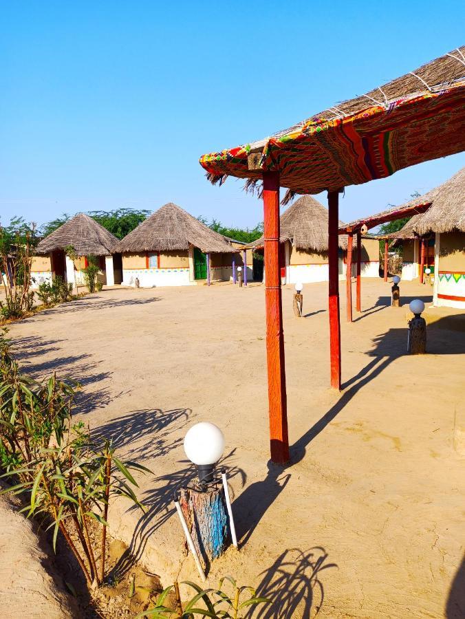 Kutir Craft Village Resort Bherandiāla Zewnętrze zdjęcie