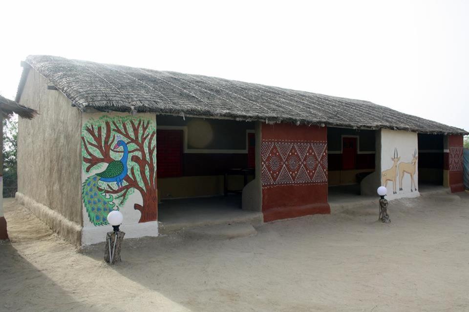Kutir Craft Village Resort Bherandiāla Zewnętrze zdjęcie