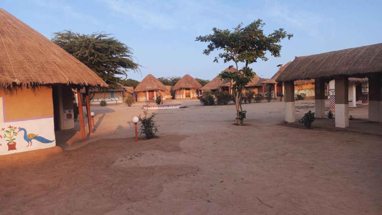 Kutir Craft Village Resort Bherandiāla Zewnętrze zdjęcie