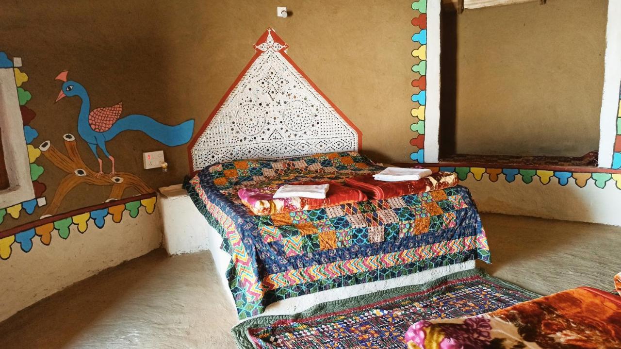 Kutir Craft Village Resort Bherandiāla Zewnętrze zdjęcie