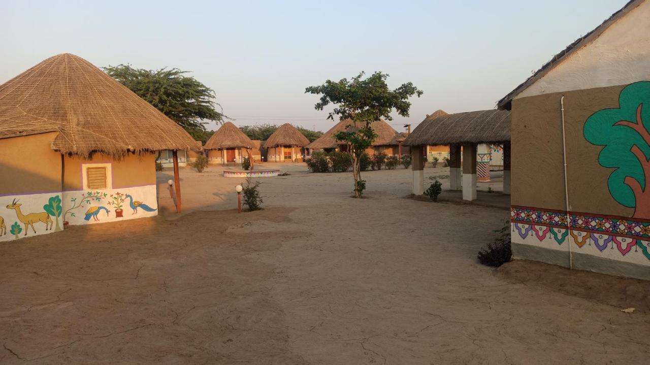 Kutir Craft Village Resort Bherandiāla Zewnętrze zdjęcie