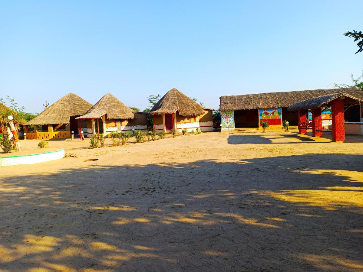Kutir Craft Village Resort Bherandiāla Zewnętrze zdjęcie