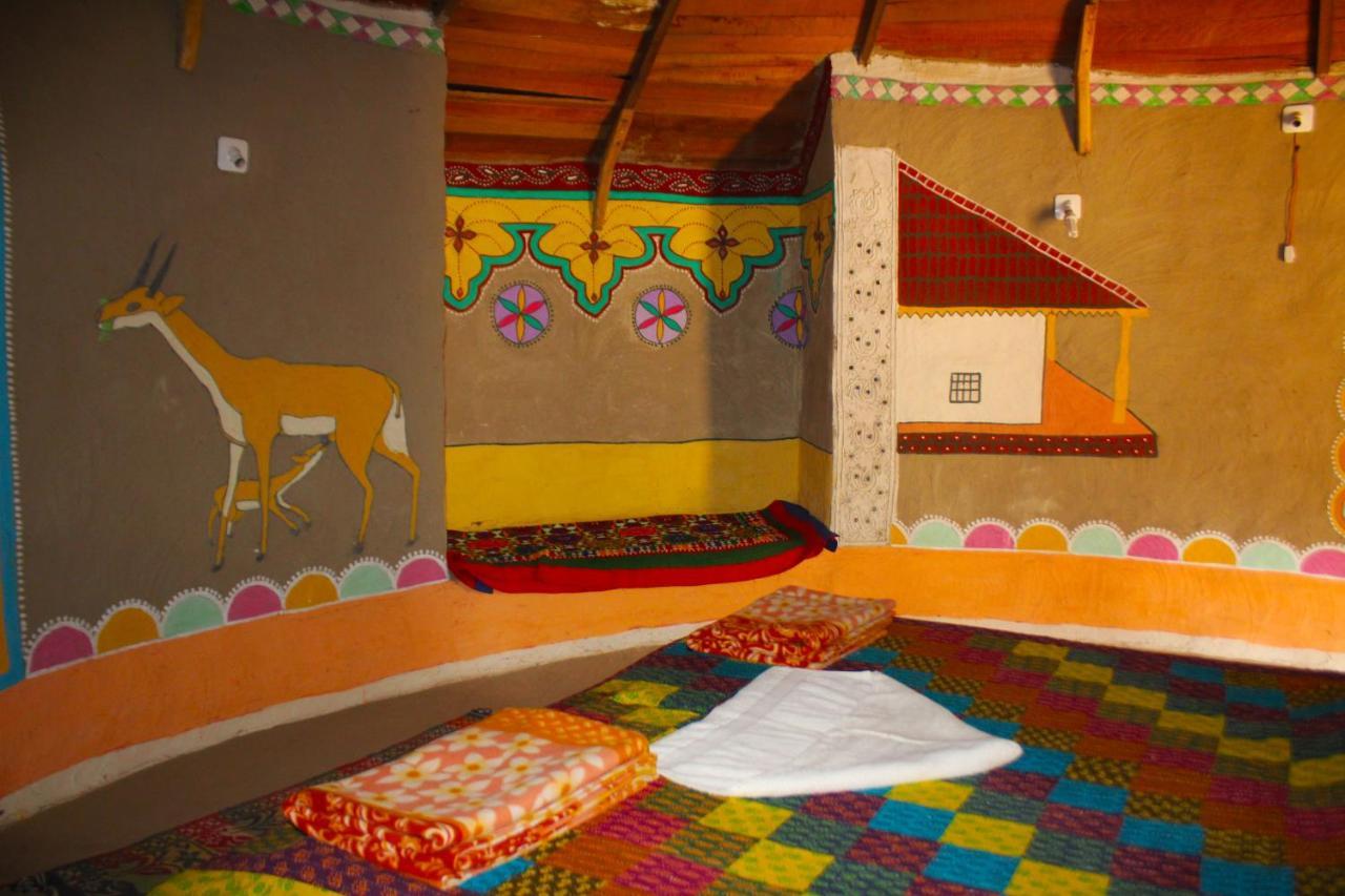 Kutir Craft Village Resort Bherandiāla Zewnętrze zdjęcie